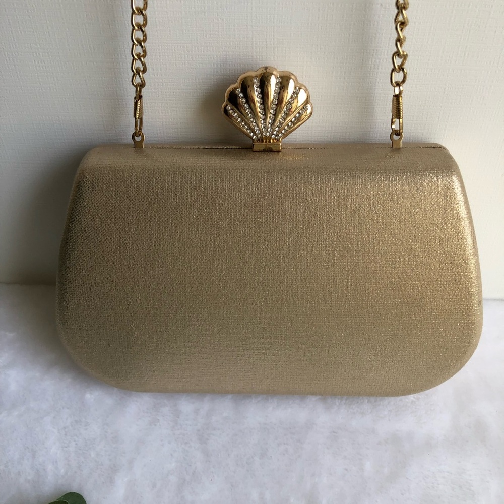 Nina Shell embellished Mina Gold Clutch Crossbody Bag - Picture 2 of 9